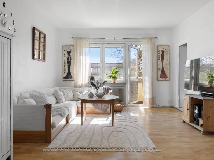 3,5 rok · 74 m² · Karmstolsvägen 6