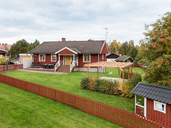 6 rok · 138 m² · Sysvägen 2