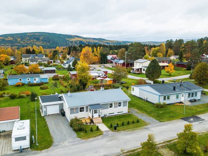 7 rok · 108 m² · Flöjtvägen 11