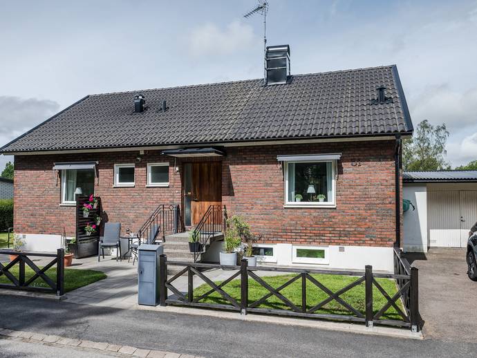7 rok · 120 m² · Rostvägen 51