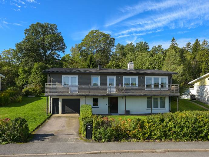6 rok · 205 m² · Höstrågvägen 3