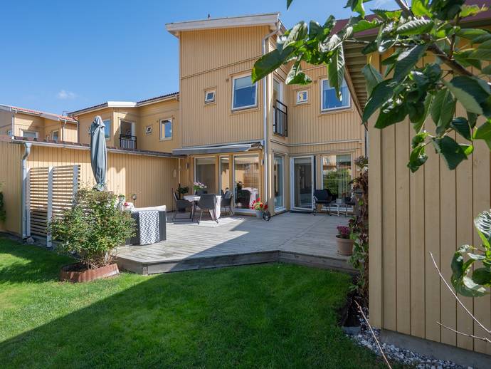 5 rok · 130 m² · Flottiljvägen 140