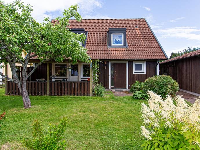 4 rok · 146 m² · Dahliavägen 18