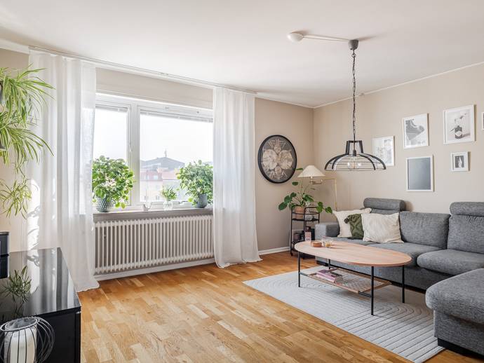 2 rok · 58,5 m² · Riddaregatan 7A