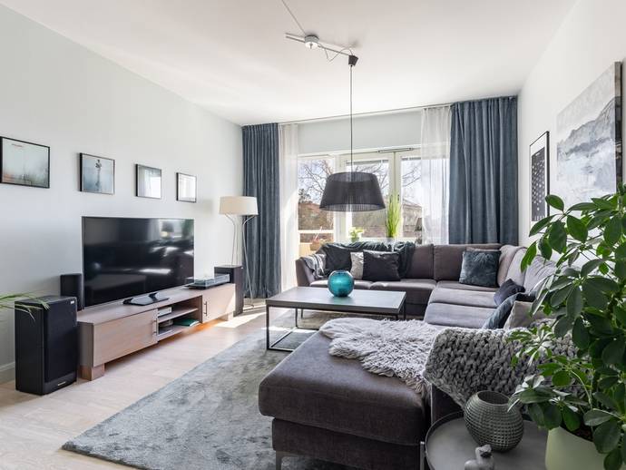 3,5 rok · 74 m² · Karmstolsvägen 8