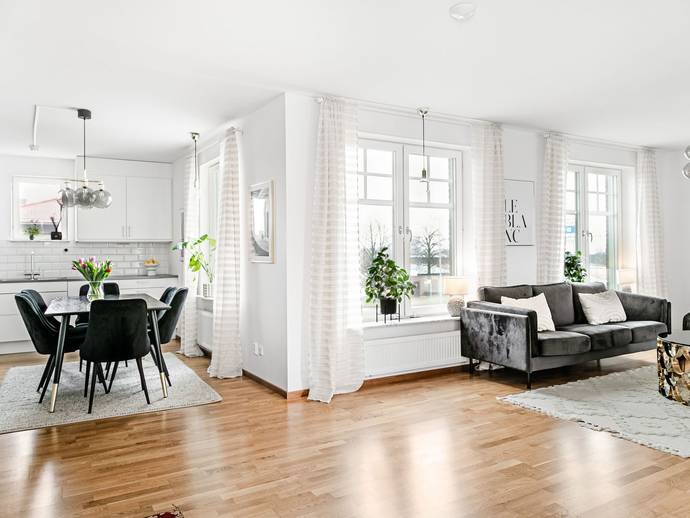 3 rok · 98 m² · Thorells gata 7