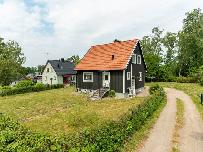 5 rok · 104 m² · Hälsovägen 8
