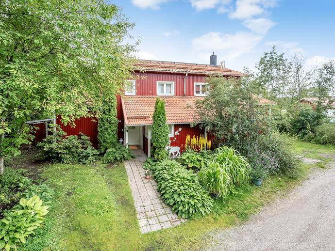 4 rok · 116,5 m² · Smedstorpsvägen 30