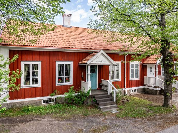4 rok · 127 m² · Forsavägen 11A