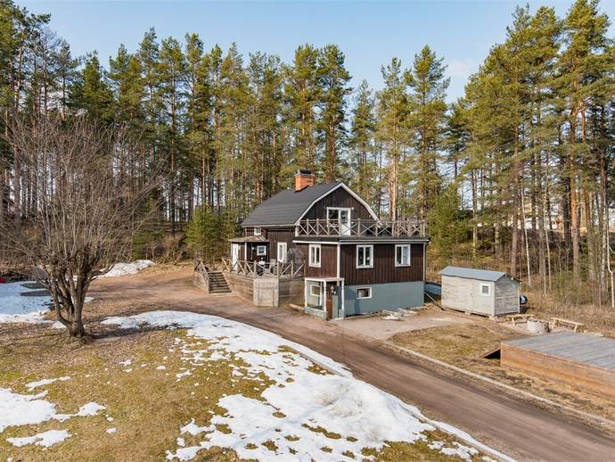 4 rok · 120 m² · Främlingshemsvägen 4