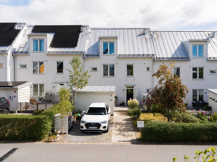 6 rok · 194 m² · Tumultgränd 214