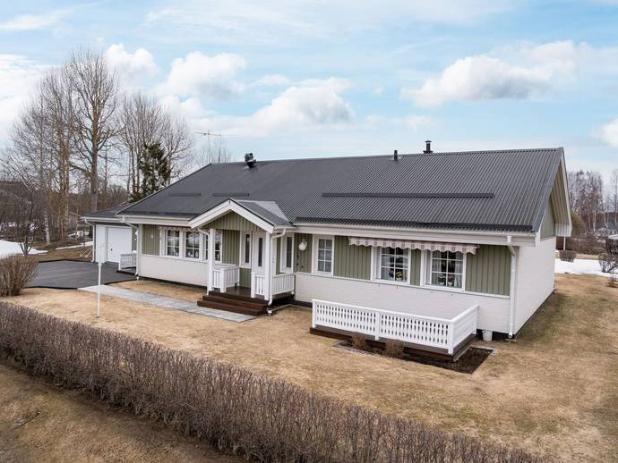 5 rok · 158 m² · Midgårdsvägen 6