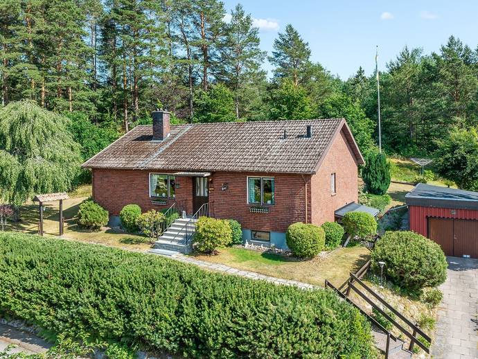 4 rok · 84 m² · Sockertoppsvägen 6