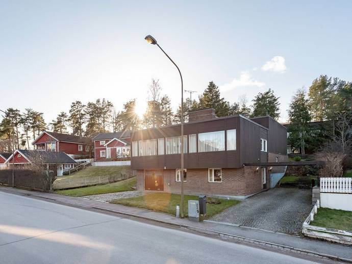 8 rok · 181 m² · Drottninggatan 35B