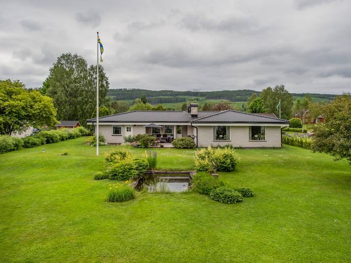 6 rok · 147 m² · Skolvägen 10