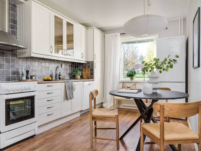 1 rok · 46,5 m² · Stackvägen 1 A
