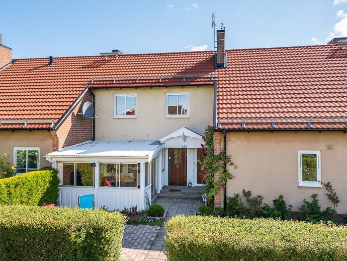 3 rok · 97 m² · Östgötagatan 12c