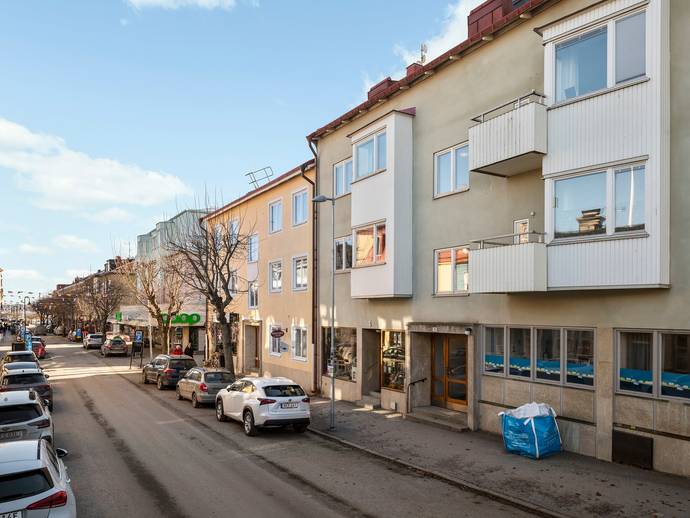 1 rok · 37 m² · Hamngatan 15