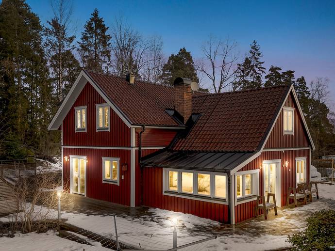 7 rok · 166 m² · Skansvägen 3B