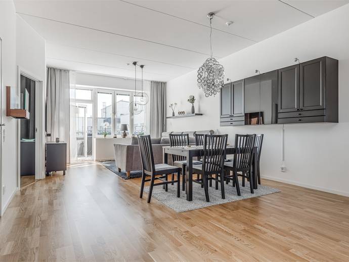 3 rok · 81 m² · Kopragränd 3