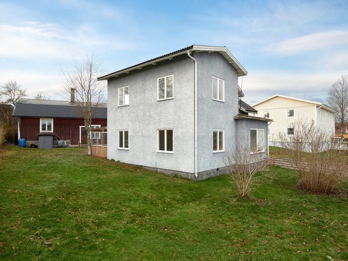 6 rok · 144 m² · Bäckgatan 11