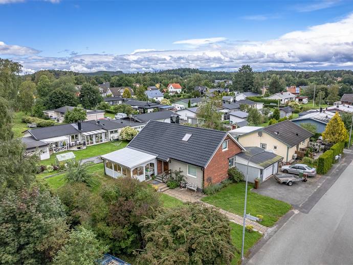 121 m² · Granmovägen 7