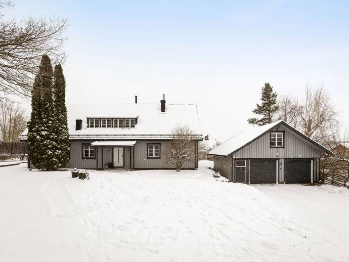 7 rok · 183 m² · Olofstorpsvägen 22