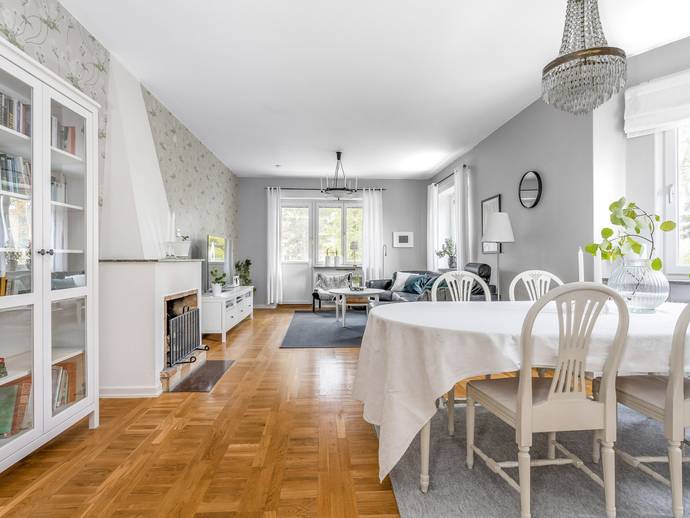 4 rok · 98,5 m² · Lustigknoppsvägen 6C