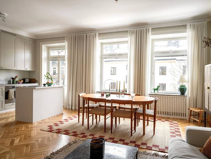 2 rok · 62 m² · Surbrunnsgatan 5, 3 tr