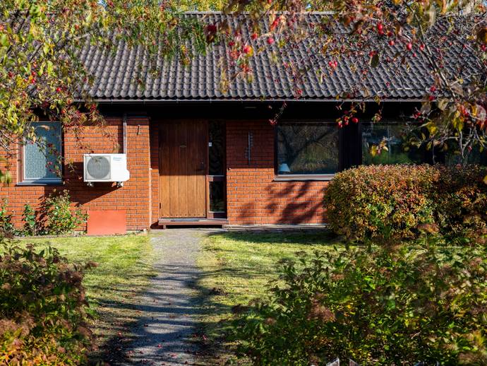 6 rok · 114 m² · Barkvägen 1