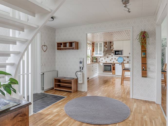 6 rok · 151 m² · Pilfinksvägen 10