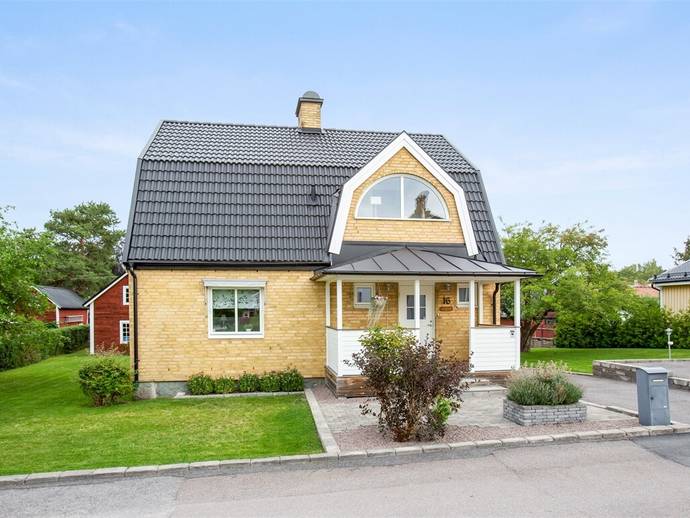5 rok · 131 m² · Floragatan 16
