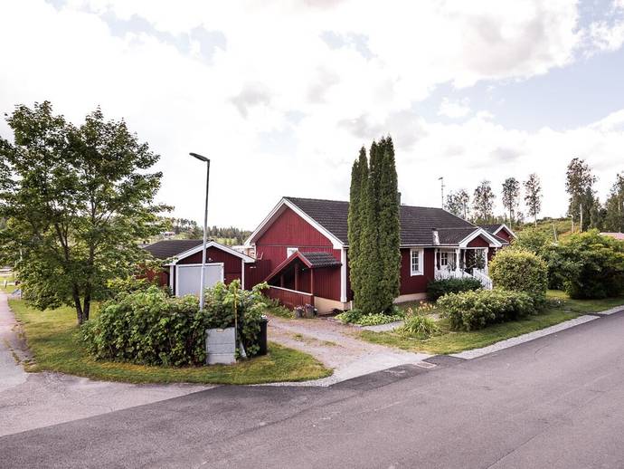 6 rok · 114 m² · Borglindsvägen 53