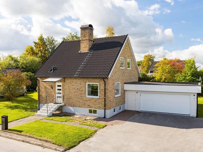 4 rok · 94 m² · Hasselgatan 5