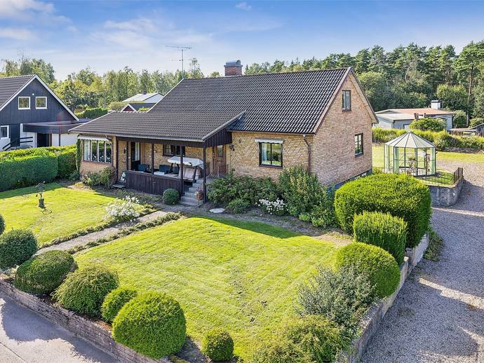 6 rok · 165 m² · Floragatan 8