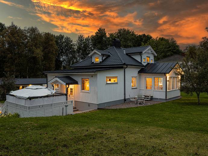 7 rok · 173 m² · Kråksmåla 139
