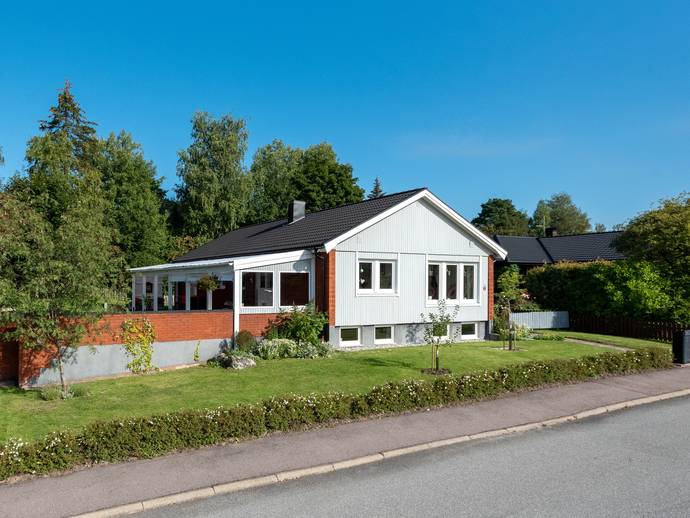 5 rok · 112 m² · Höjdhoppargatan 8