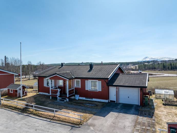 6 rok · 138 m² · Prästgränd 10
