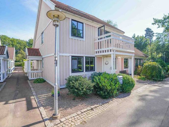 6 rok · 175 m² · Frennarps bygata 137