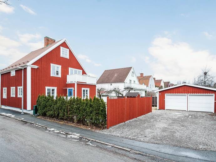 6 rok · 181 m² · Norra stigen 1