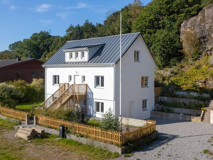 8 rok · 182 m² · Ängstuvevägen 12