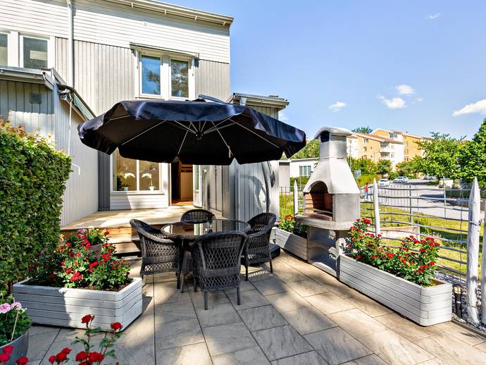 4 rok · 85 m² · Ryttmästarvägen 1