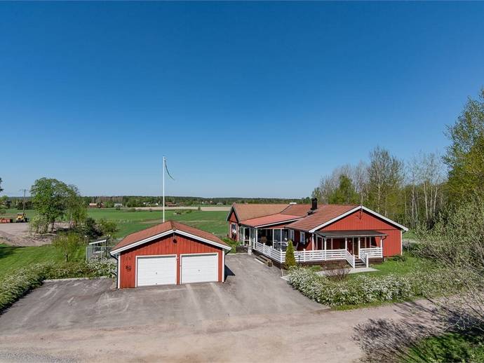 5 rok · 189 m² · Övre Backbergsvägen 15