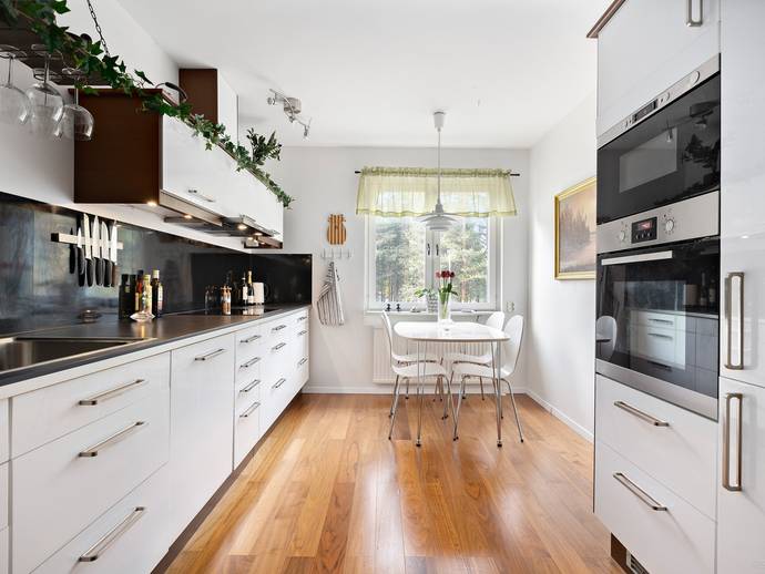 2 rok · 57 m² · Västra Skolgatan 9B