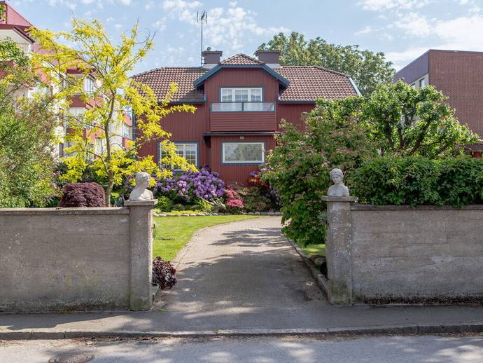 6 rok · 163 m² · Hästhagavägen 20
