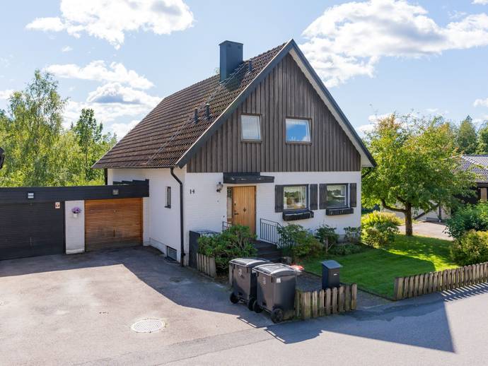 8 rok · 216 m² · Tursagatan 14