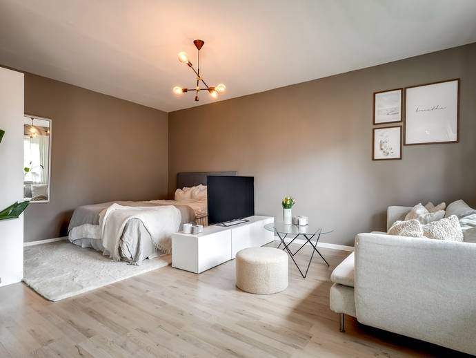 1 rok · 40 m² · Östra Basvägen 7