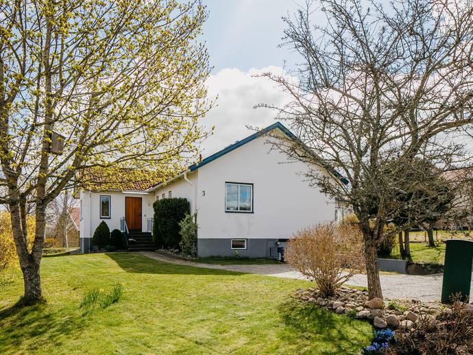 4 rok · 112 m² · Släntvägen 3