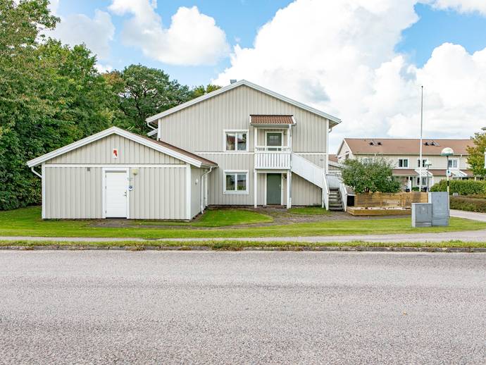 2 rok · 49,5 m² · Västängsvägen 10 H