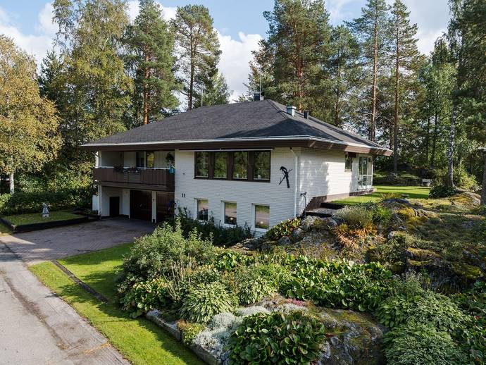 4 rok · 128 m² · Strandvägen 11